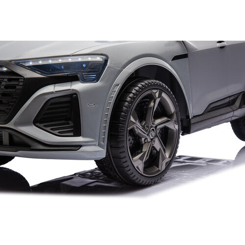 Audi SQ8 e-tron 12V Kinderauto Grijs
