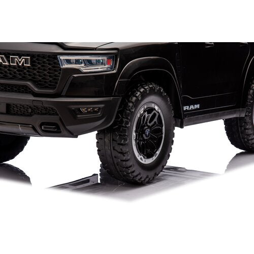 Dodge RAM 1500 12V Kinderauto Zwart