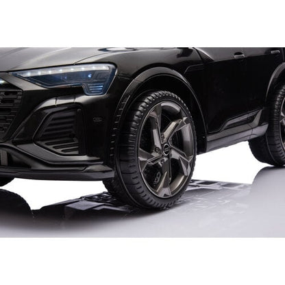 Audi SQ8 e-tron 12V Kinderauto Zwart